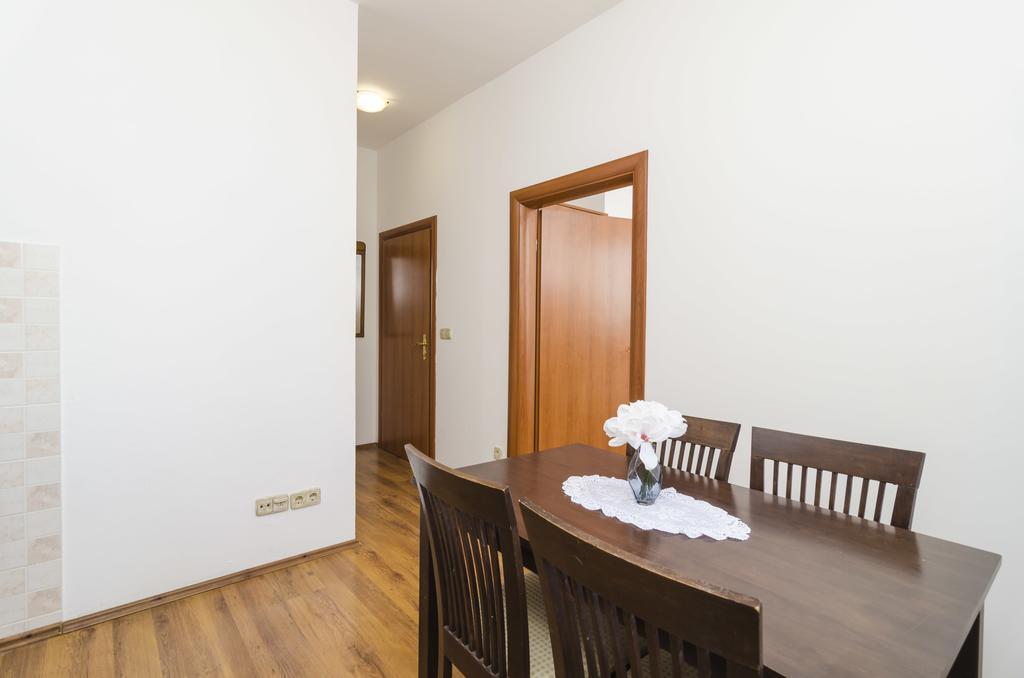 Guest House Kalauz Ragusa Esterno foto