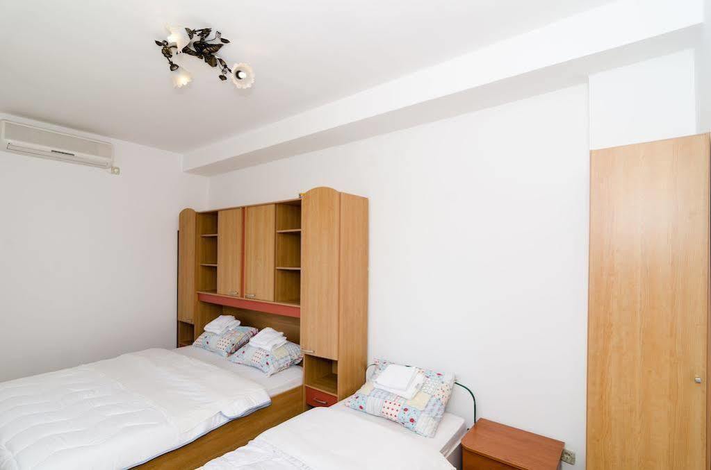 Guest House Kalauz Ragusa Esterno foto