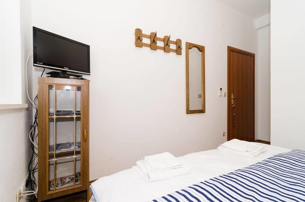 Guest House Kalauz Ragusa Esterno foto